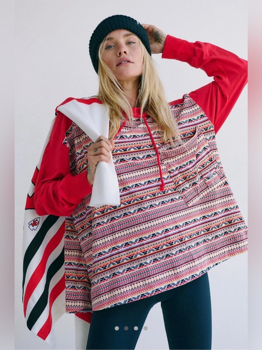 FP Movement Hot Shot Printed Hooded Layer S OVERSIZED Nordic Knit